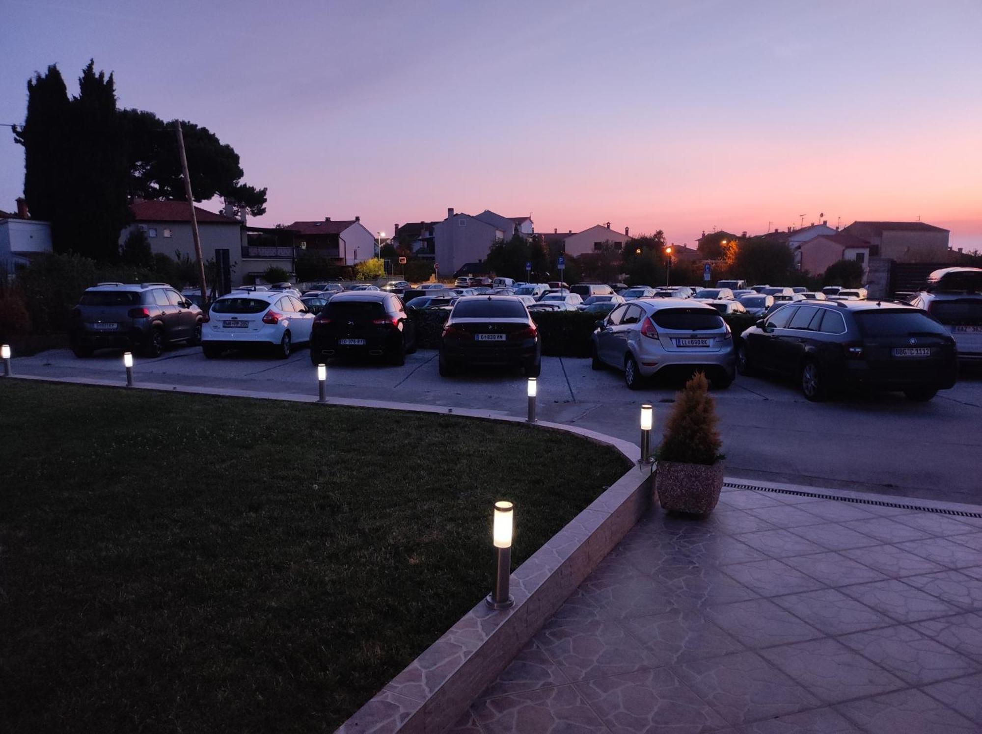 Viktor Rooms And Apartments 2 Rovinj Buitenkant foto